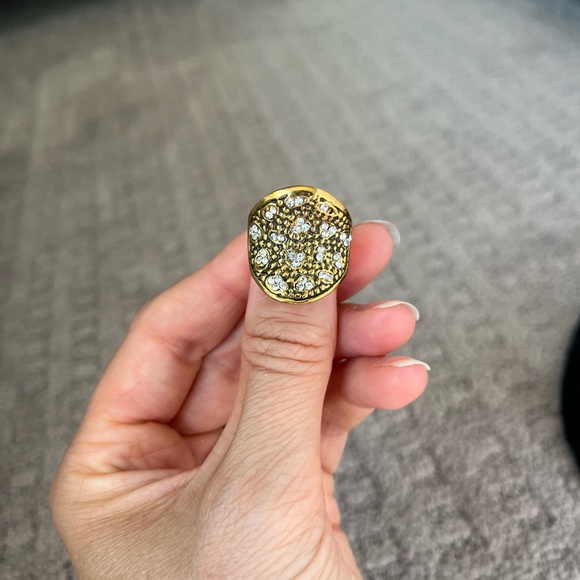 Unique Ring - Approximately Size 7.75 - Picture 7 of 9